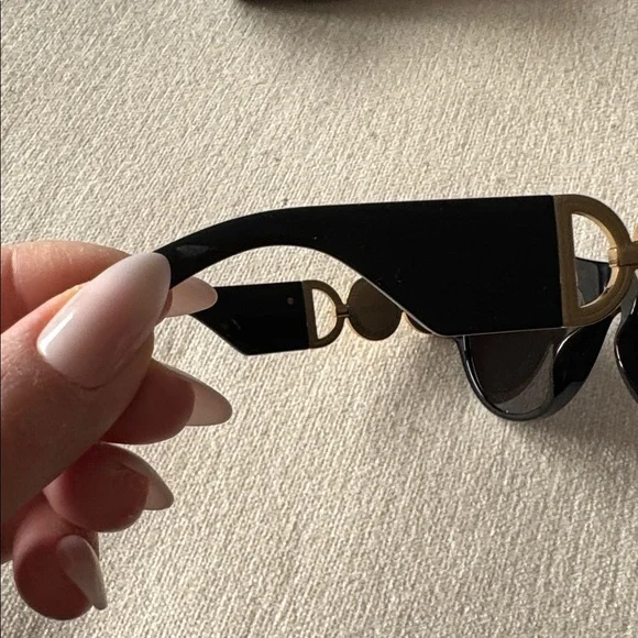 NIB Versace VE4440U Sunglasses - Picture 14 of 15